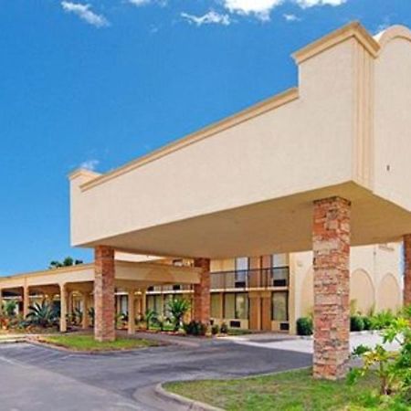 Econo Lodge Baytown Luaran gambar